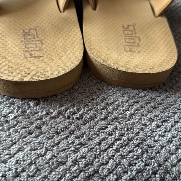 Flojos Men's‎ Tan Thong Flip-Flop Sandals Size 13 Wide Strap Casual Comfort - Picture 6 of 9
